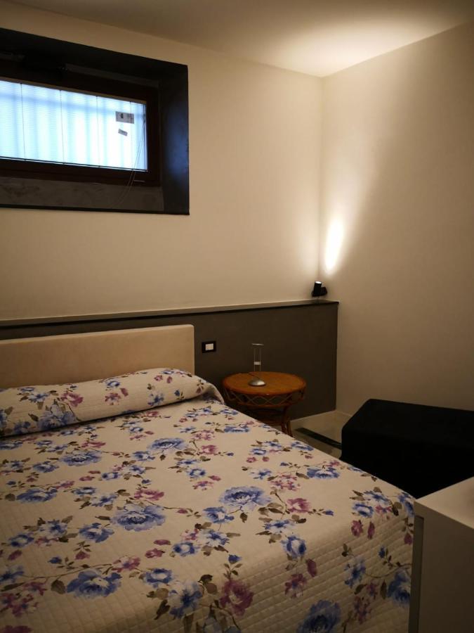 La Casa Di Valentina Apartment Vado Ligure Bagian luar foto
